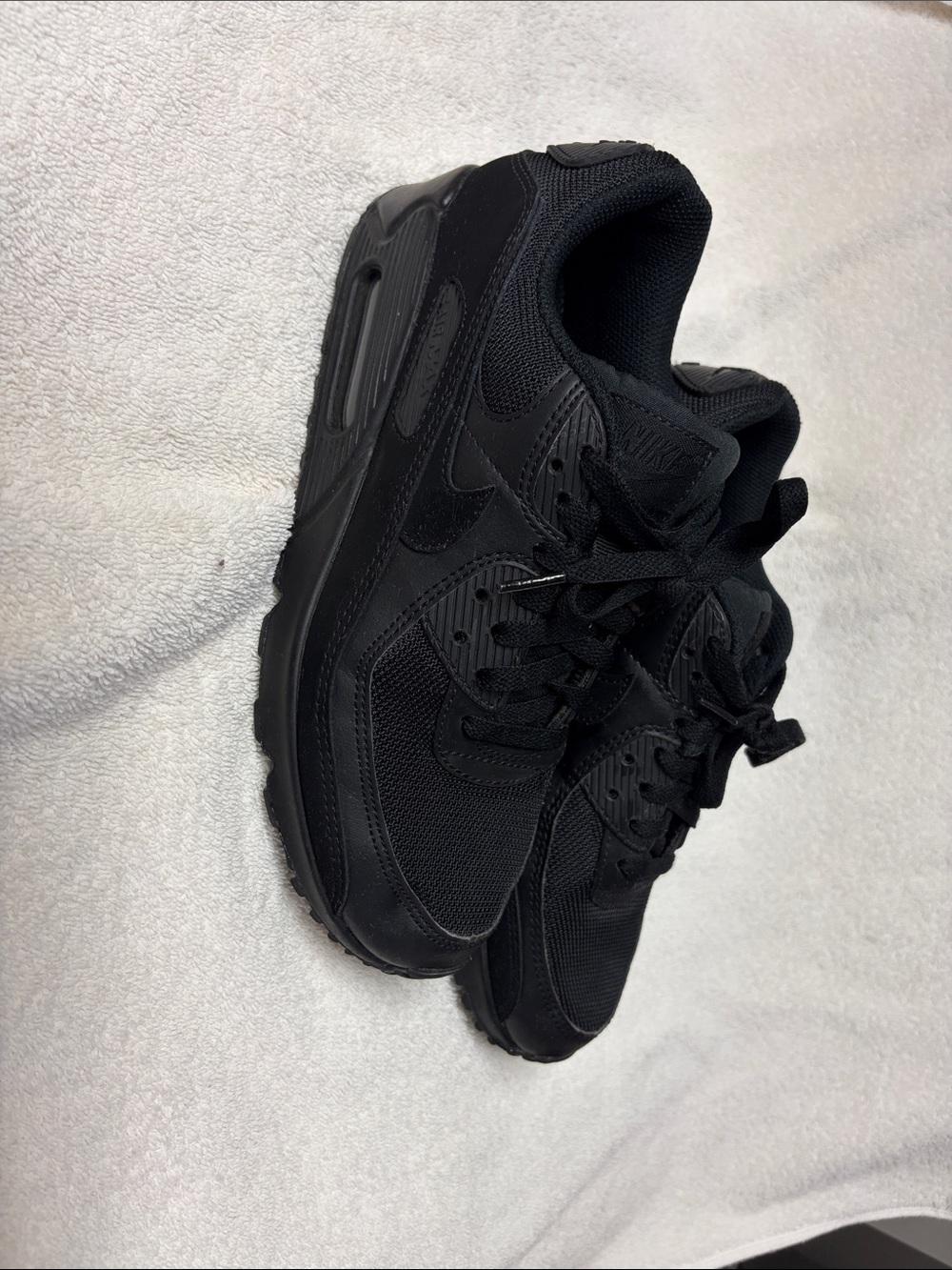 Nike Air Max 90 Triple Black Men’s Size 8 Sneakers CN8490-003
